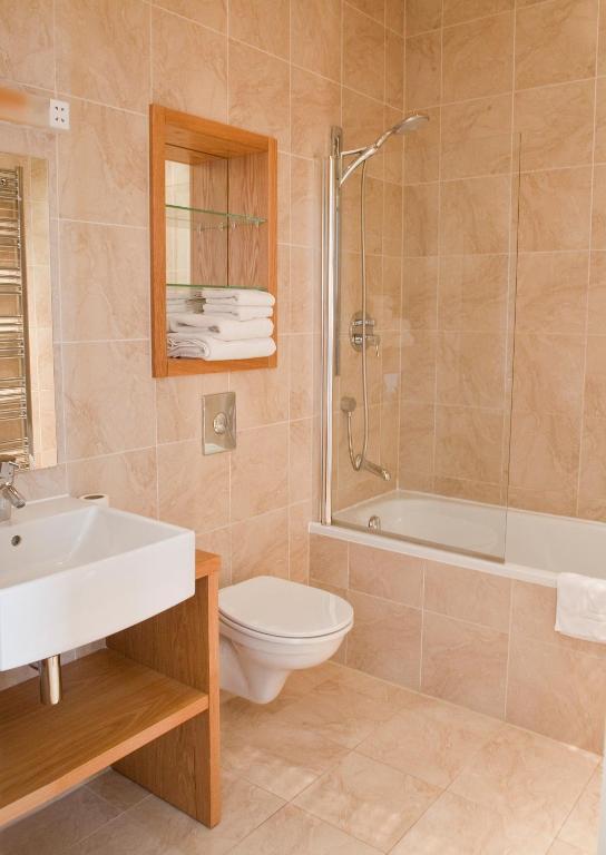 Regent House Deluxe 2 Bedroom Apartment ฮาร์โรเกต ภายนอก รูปภาพ